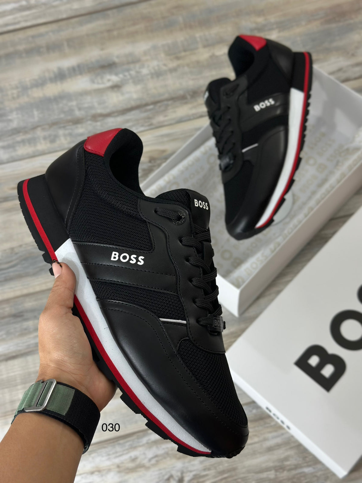 TENIS BOSS CLÁSICO 1.1
