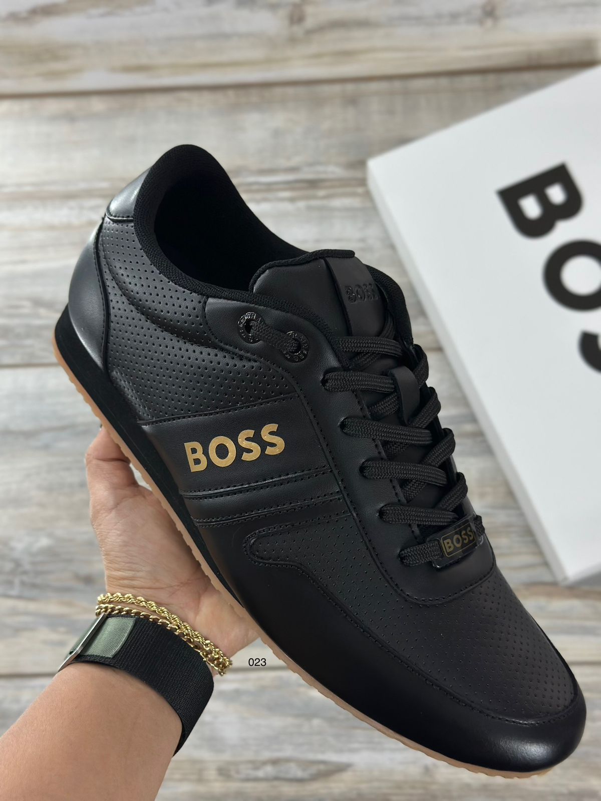 TENIS BOSS CLÁSICO 1.1