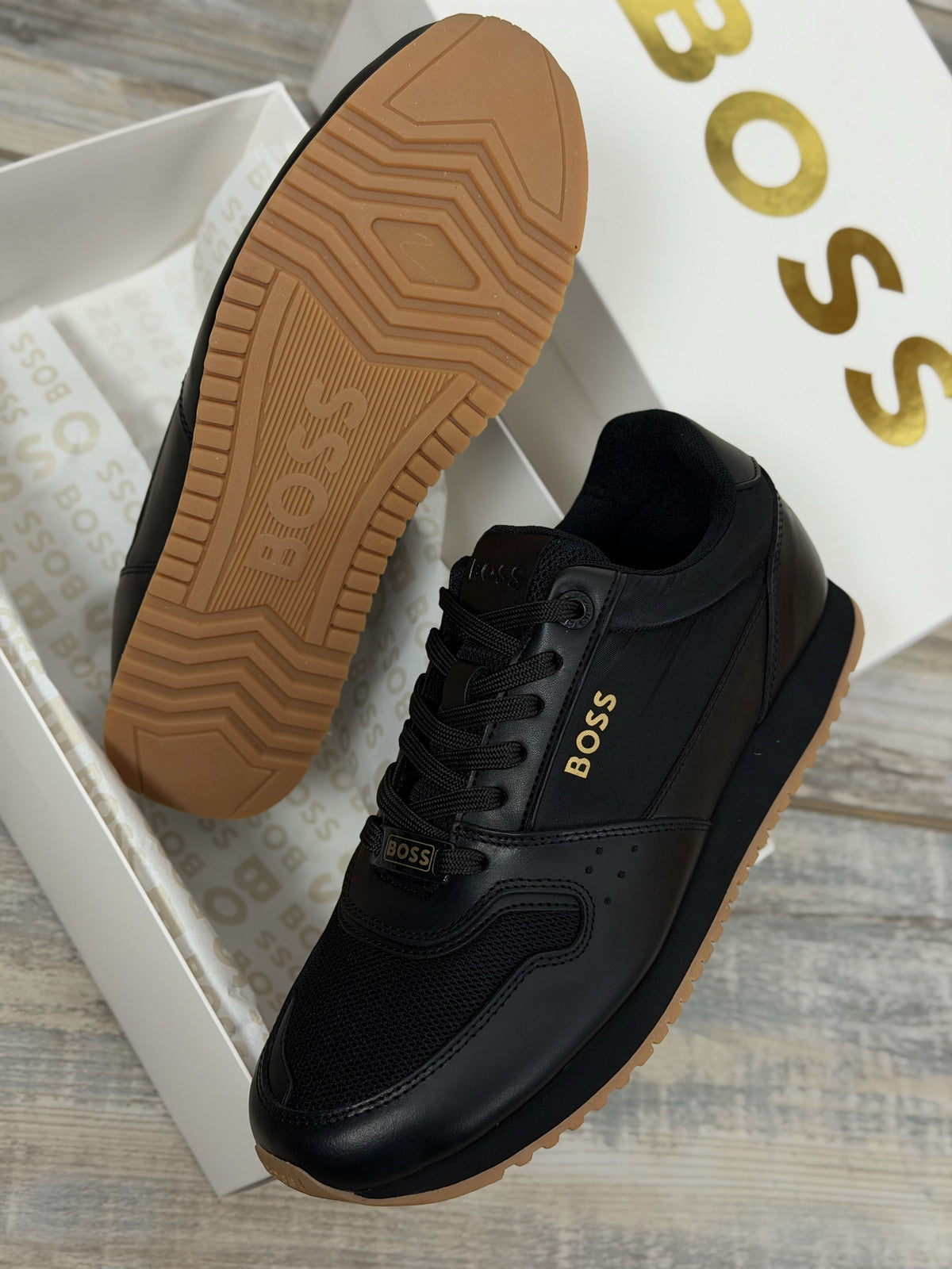 TENIS BOSS CLÁSICO 1.1